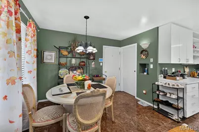 11538 Sandy View Drive, Saint Louis, MO 63146 - Photo 6
