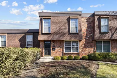 13479 Coliseum Drive, Chesterfield, MO 63017 - Photo 1