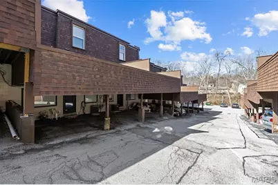 13479 Coliseum Drive, Chesterfield, MO 63017 - Photo 26