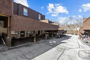 13479 Coliseum Dr, Chesterfield, MO 63017 - Photo 26