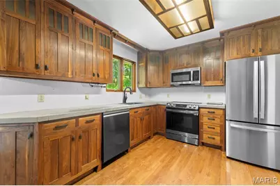 2 Pear Tree Court, Saint Peters, MO 63376 - Photo 8