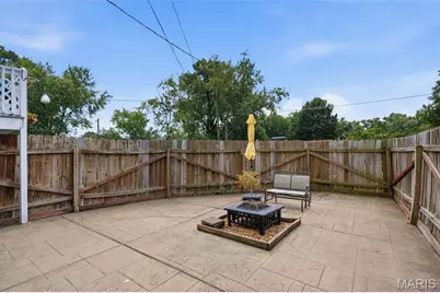 7816 Blackberry Avenue, Saint Louis, MO 63130 - Photo 24