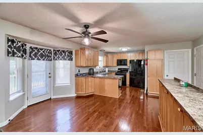 49 Savoy Drive, Lake Saint Louis, MO 63367 - Photo 12