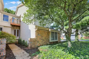 13014 Ray Trog Ct, Saint Louis, MO 63146 - Photo 4