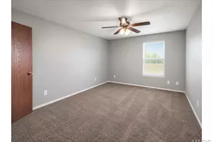1861 High Sun Dr, Florissant, MO 63031 - Photo 6