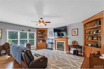 1627 Wainscott Court, O'Fallon, MO 63366 - Photo 8