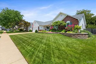 2110 Autumn Wood Dr, Saint Charles, MO 63303 - Photo 2