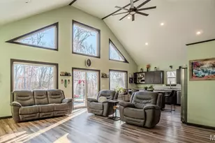 2101 Vly Crk Dr, Robertsville, MO 65066 - Photo 10