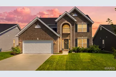 902 Palisades Circle, Saint Charles, MO 63301 - Photo 2