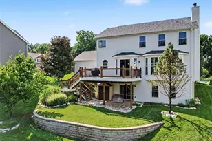 7445 Stream Valley Ct, Saint Louis, MO 63129 - Photo 4