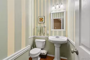 7445 Stream Valley Ct, Saint Louis, MO 63129 - Photo 16