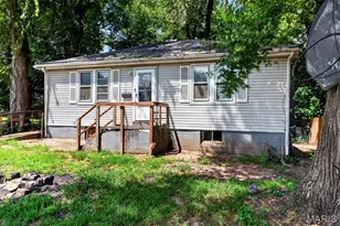 6121 Jefferson Ave, Saint Louis, MO 63134 - Photo 2