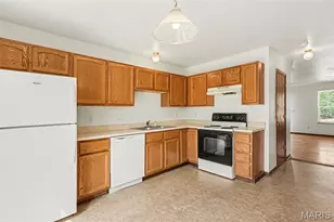 1055 Arlington Way, Warrenton, MO 63383 - Photo 8