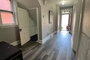 2048 Russell Blvd, Saint Louis, MO 63104 - Photo 4
