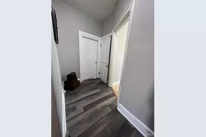 2048 Russell Boulevard, Saint Louis, MO 63104 - Photo 18