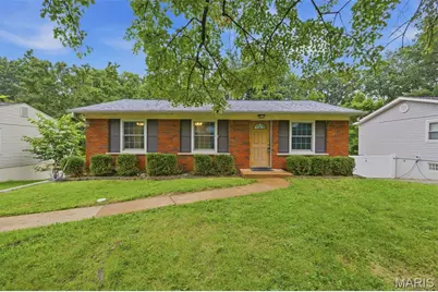 127 Linnview Drive, Saint Louis, MO 63129 - Photo 2