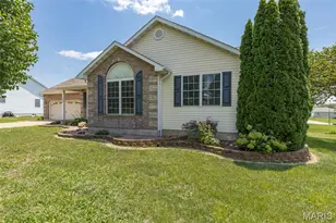 728 John David Dr, Farmington, MO 63640 - Photo 2