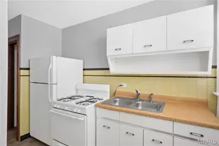4932 Pernod Ave, Saint Louis, MO 63139 - Photo 10