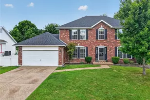 2917 Spring Blossom Dr, O'Fallon, MO 63368 - Photo 2