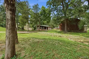 6051 Valley Dr, French Village, MO 63036 - Photo 4
