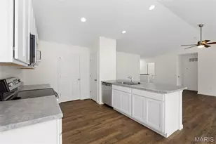 6722 Raymond Ave, Pagedale, MO 63133 - Photo 6