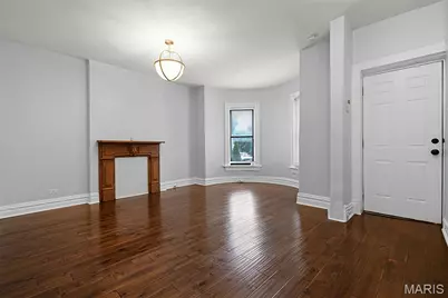 4629 Washington Avenue, Saint Louis, MO 63108 - Photo 2