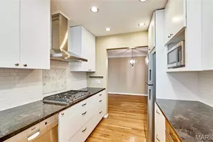 1120 Terrace Dr, Saint Louis, MO 63117 - Photo 14