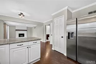 954 Chartrand Dr, Ballwin, MO 63011 - Photo 4