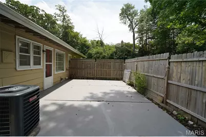 615 Crest Court, Kirkwood, MO 63122 - Photo 32