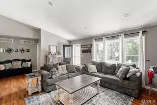251 Farris Rd, Bourbon, MO 65441 - Photo 6