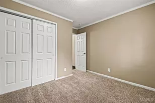 6692 Lesli Mari Ct, Florissant, MO 63033 - Photo 12
