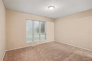 12810 Verwood Dr, Saint Louis, MO 63033 - Photo 8