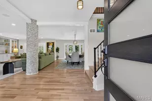 12237 Ladue Rd, Creve Coeur, MO 63141 - Photo 2