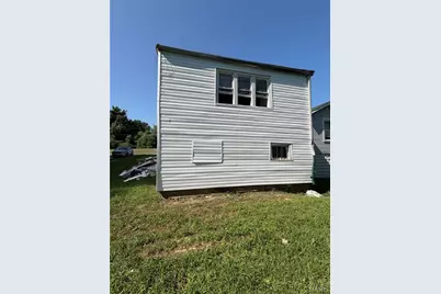 6101 Saint Paul Place, Pine Lawn, MO 63120 - Photo 8