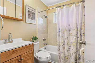 10205 Gourock Drive, Saint Louis, MO 63137 - Photo 16