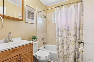 10205 Gourock Dr, Saint Louis, MO 63137 - Photo 16