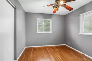 10205 Gourock Dr, Saint Louis, MO 63137 - Photo 14