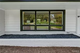 18 Spoede Hills Dr, Saint Louis, MO 63141 - Photo 2