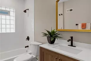 18 Spoede Hills Dr, Saint Louis, MO 63141 - Photo 28