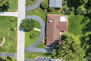 18 Spoede Hills Dr, Saint Louis, MO 63141 - Photo 36