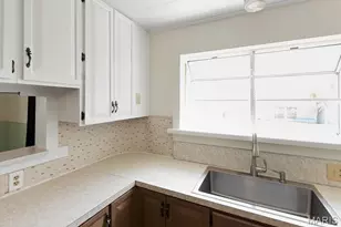 867 W Springfield Rd, Sullivan, MO 63080 - Photo 10