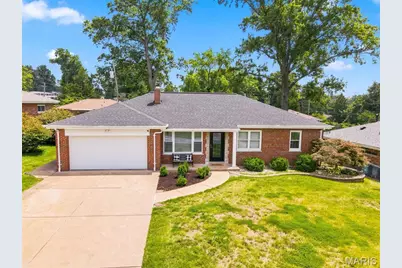 9944 Knollshire Drive, Saint Louis, MO 63123 - Photo 2