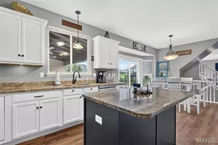 236 Victoria Park Ave, Wentzville, MO 63385 - Photo 18