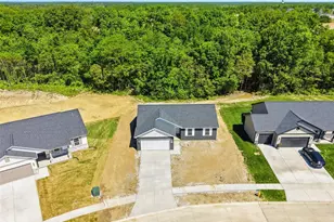 1021 Samwise St, Wright City, MO 63390 - Photo 6