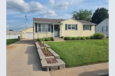 142 Linn Drive, Saint Genevieve, MO 63670 - Photo 1