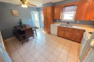 142 Linn Dr, Saint Genevieve, MO 63670 - Photo 4