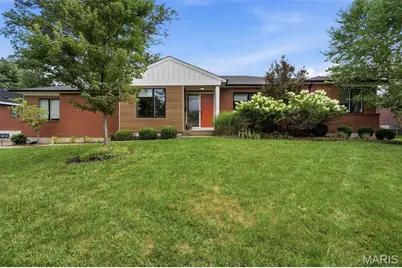 9061 Monmouth Drive, Richmond Heights, MO 63117 - Photo 1