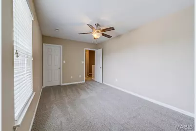 1844 Sterling Oaks Drive, Saint Peters, MO 63376 - Photo 18