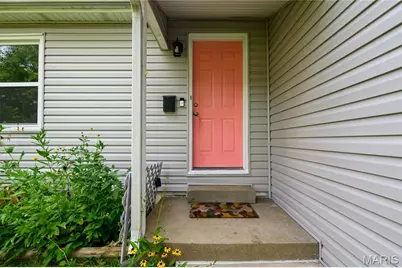 9521 Cloverhurst Drive, Saint Louis, MO 63123 - Photo 4