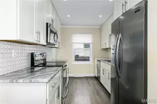 9521 Cloverhurst Dr, Saint Louis, MO 63123 - Photo 10